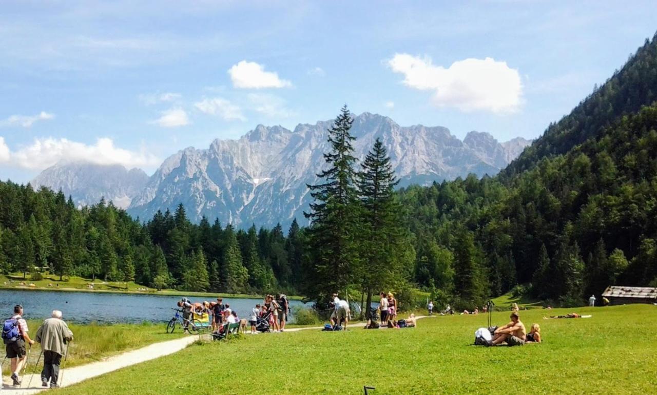 Apartment Cristina - Suedbalkon Mit Bergblick Seefeld in Tirol Eksteriør billede